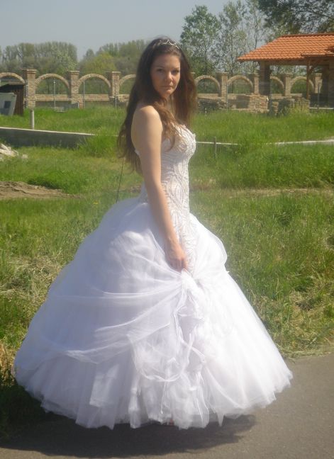 weblap_kepek-_dorina_003.jpg weblap_kepek-_dorina_003.jpg